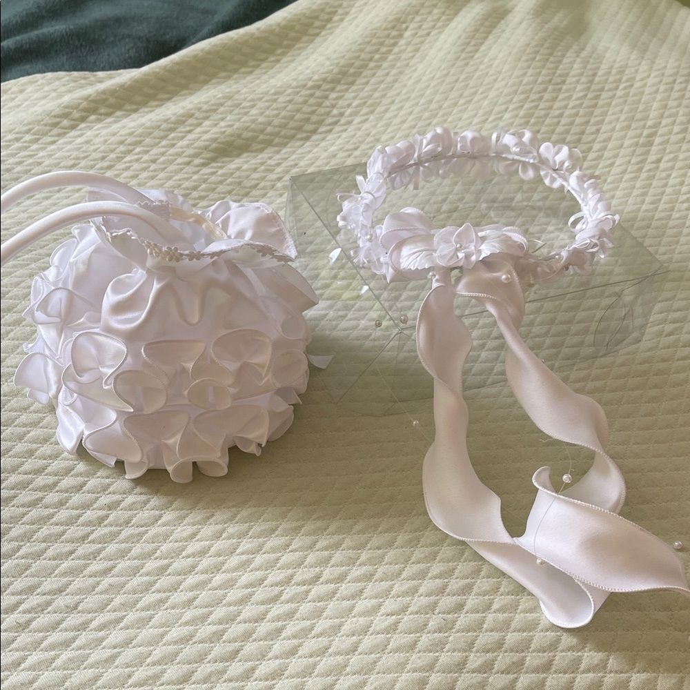 Othr White Floral Headband and Bag Set